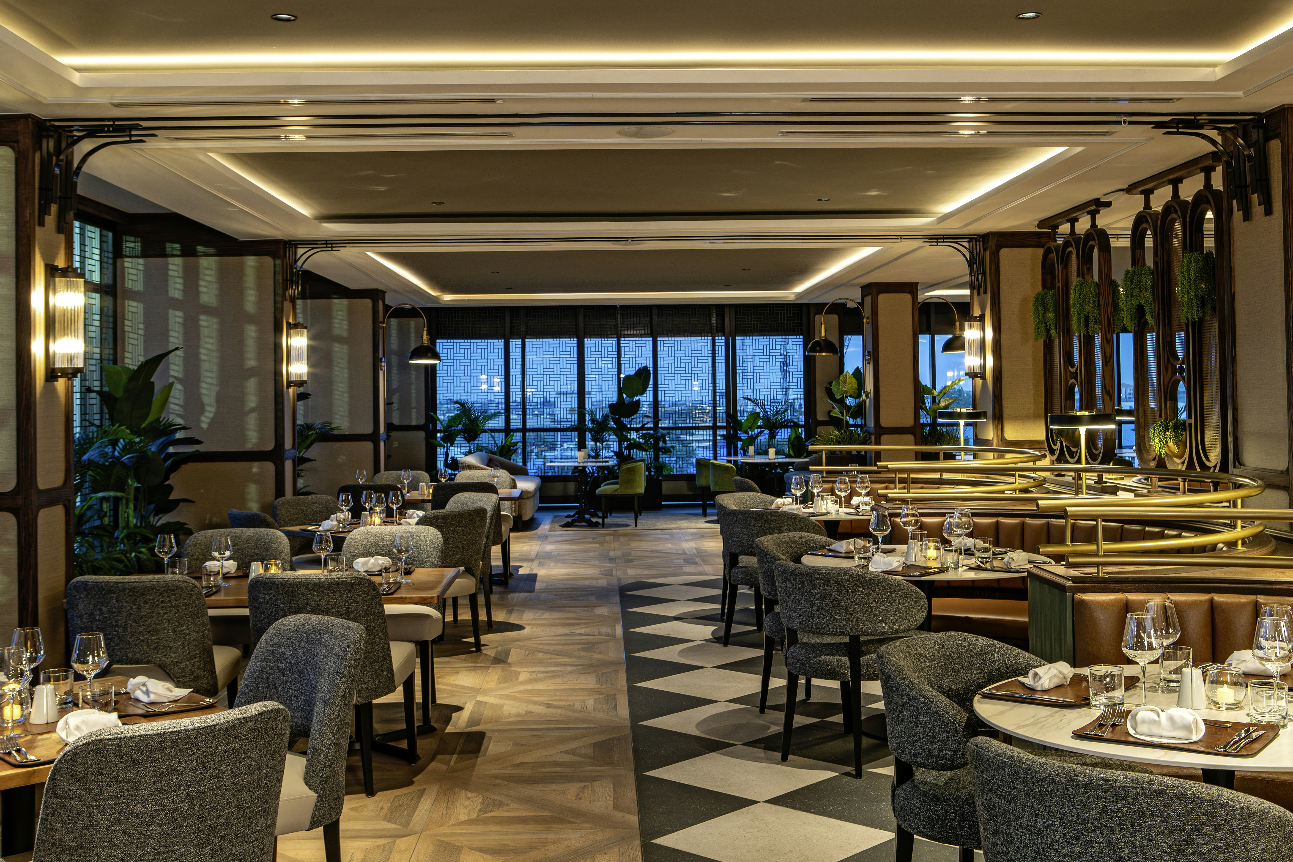 Legend Hotel Lagos Airport Curio Collection By Hilton 54/81