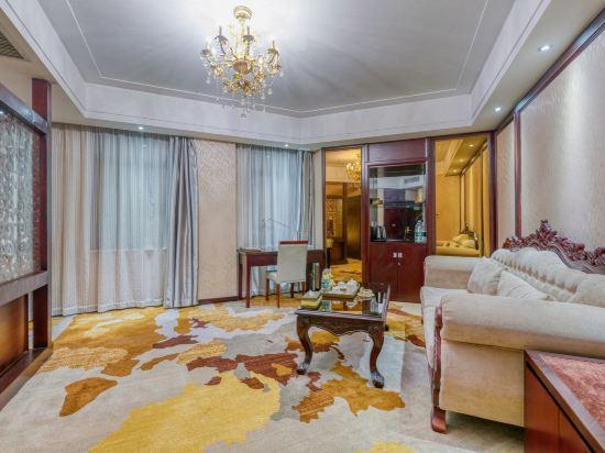 Manhattan International Hotel 23/27
