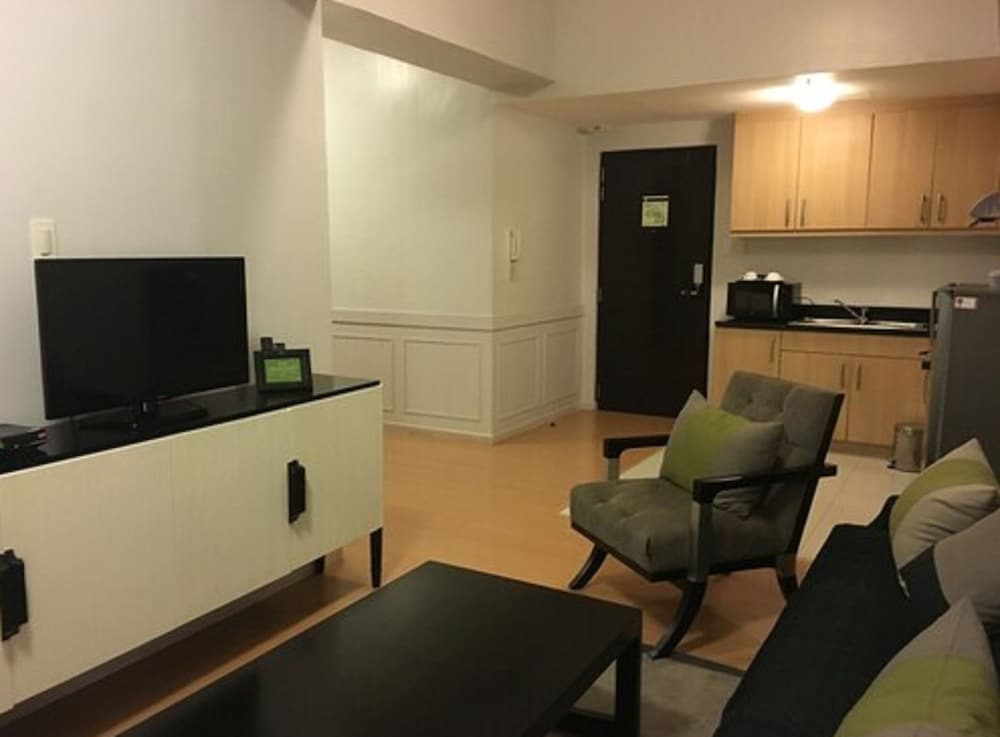 Avant Serviced Suites 47/52