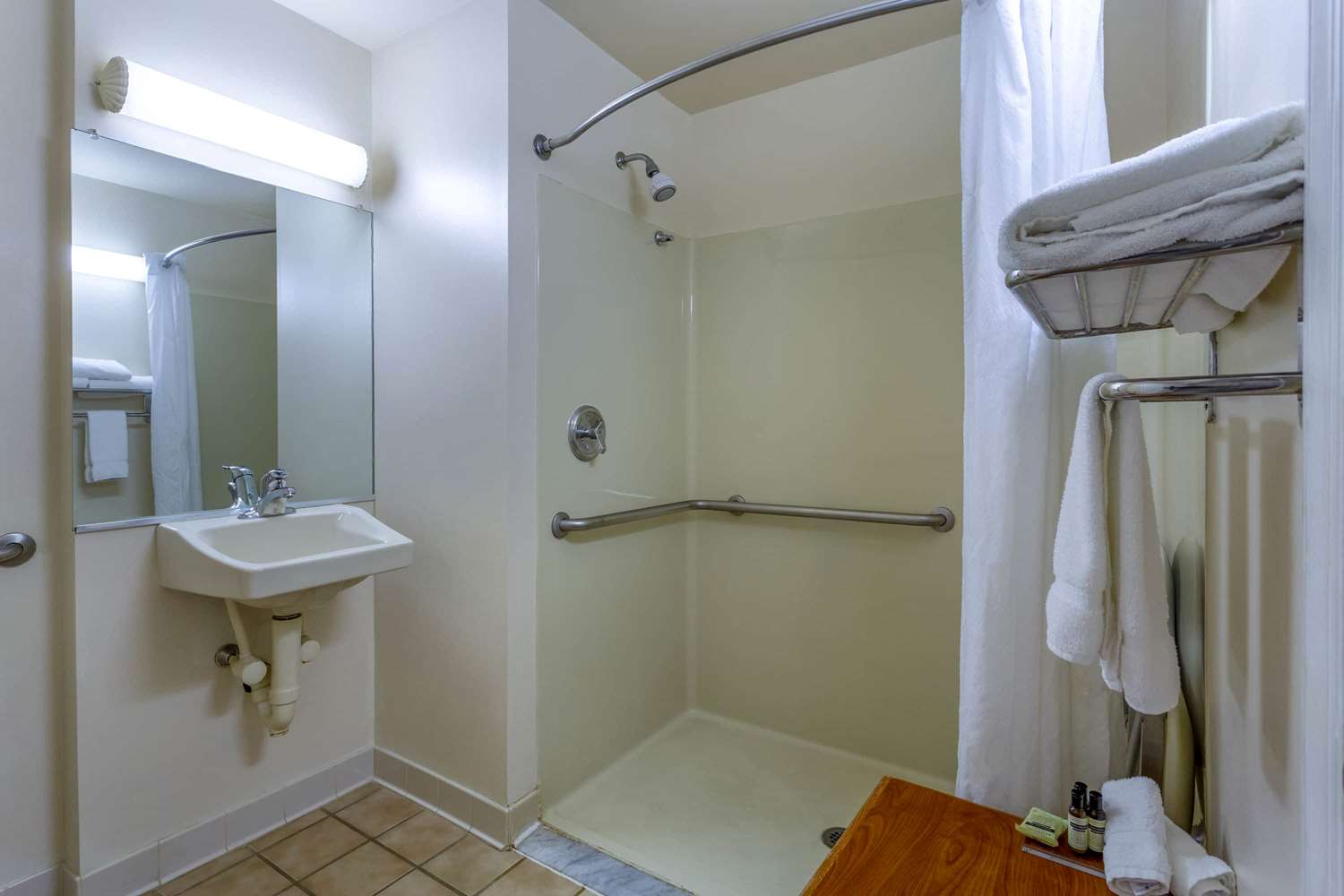 HAWTHORN SUITES BY WYNDHAM ALLENTOWN-FOGELSVILLE 45/46
