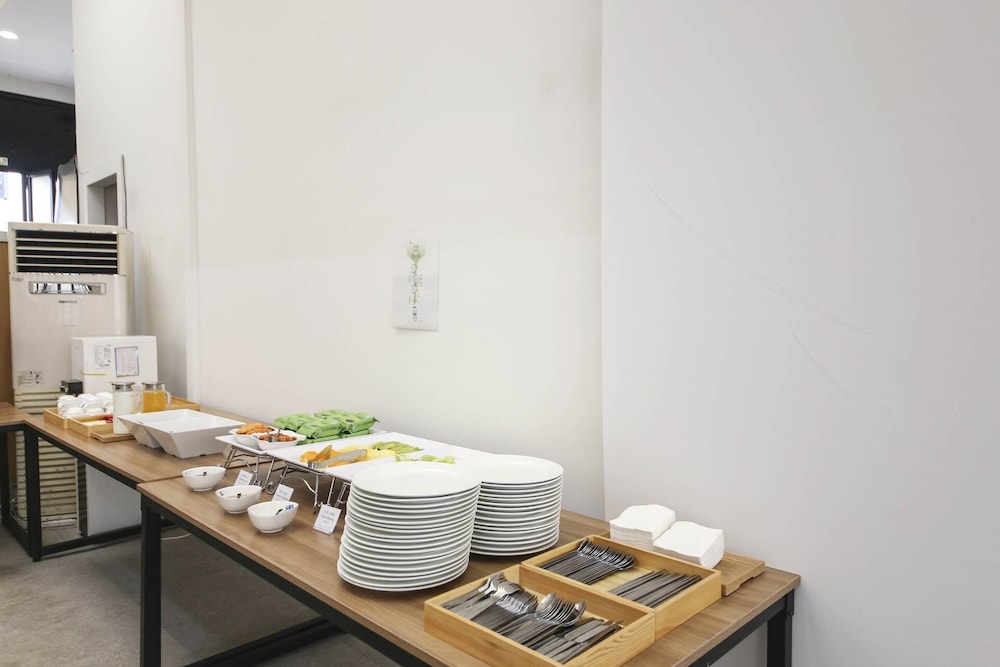 E Cheonan Hotel 50/50