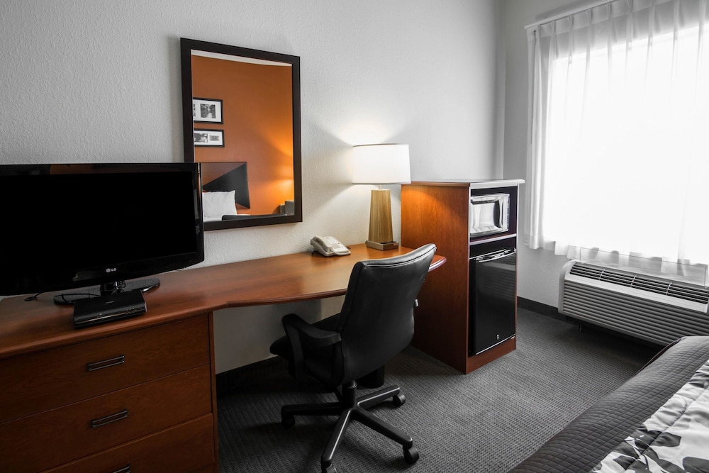 Sleep Inn & Suites Palatka North 33/34