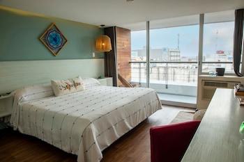 Urban, King Bed