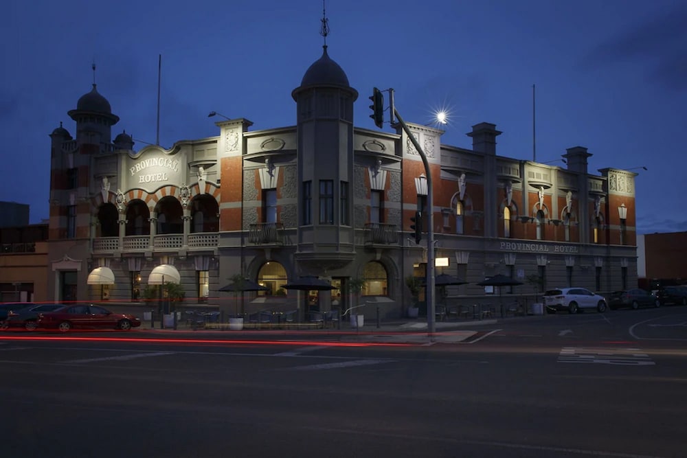 THE PROVINCIAL BALLARAT 1/41
