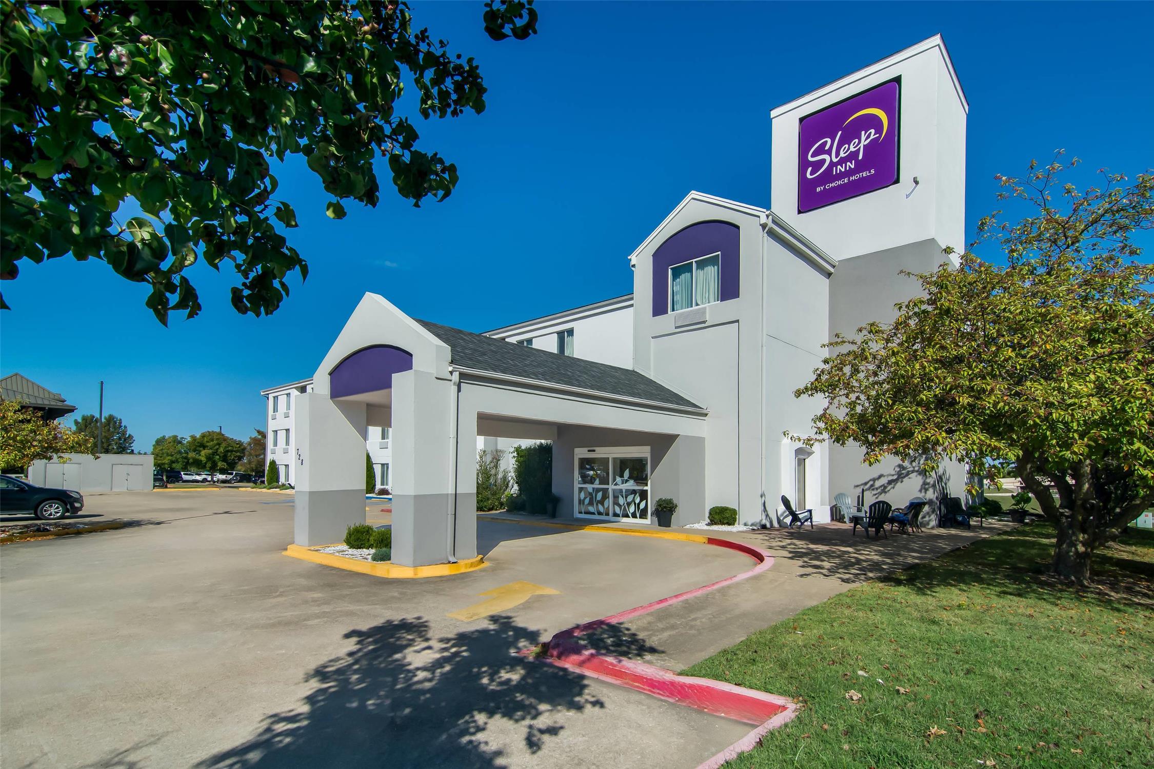 Sleep Inn Fayetteville North 19/20