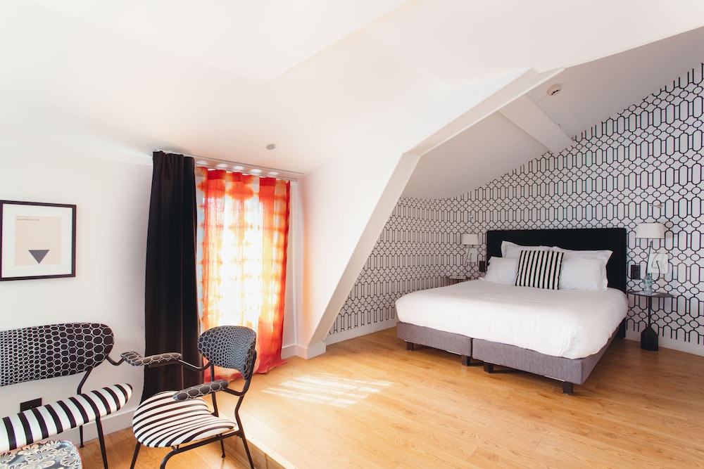 Hotel Le Lion 19/72