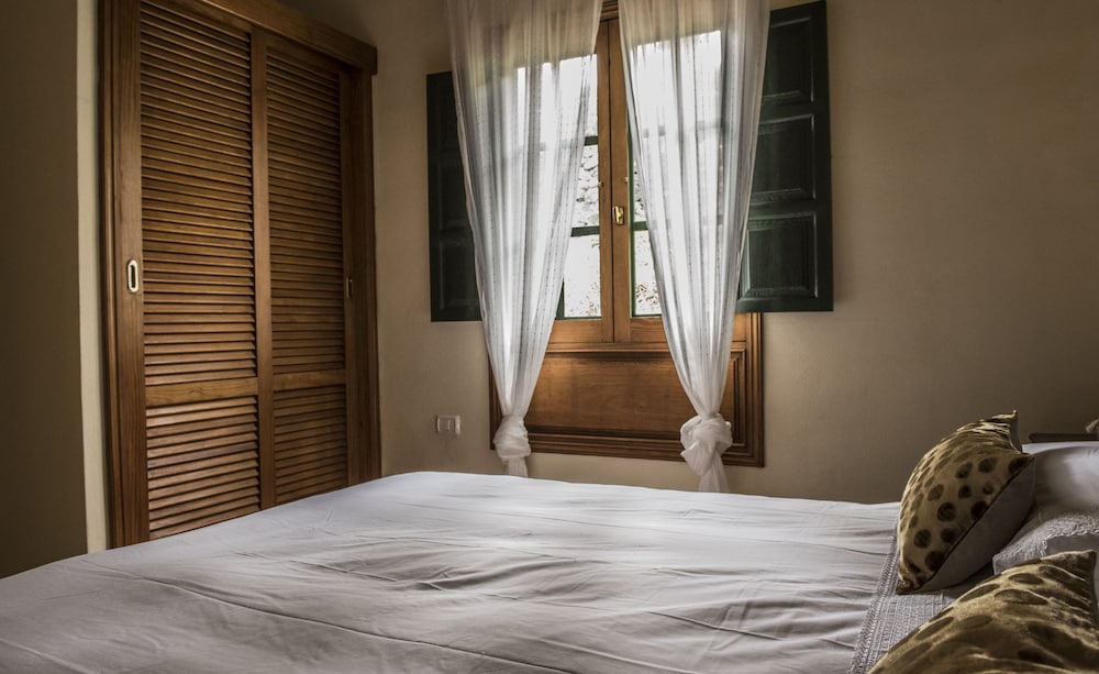 LAS CASAS DEL CHORRO 8/62