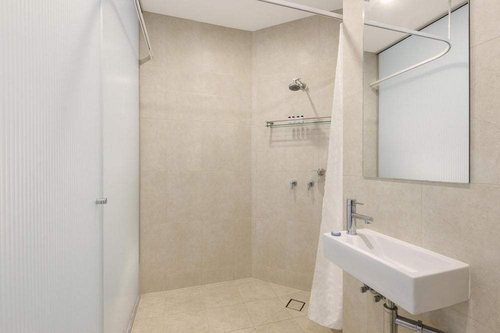 Oaks Melbourne on Collins Suites، ملبورن 48/50