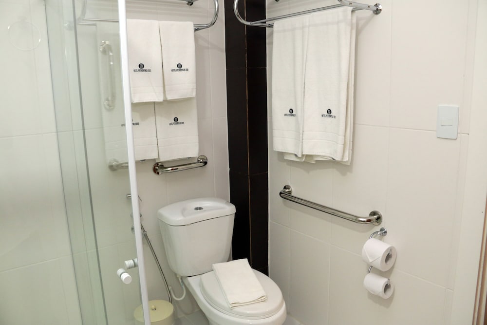 Petropolis Inn 46/50