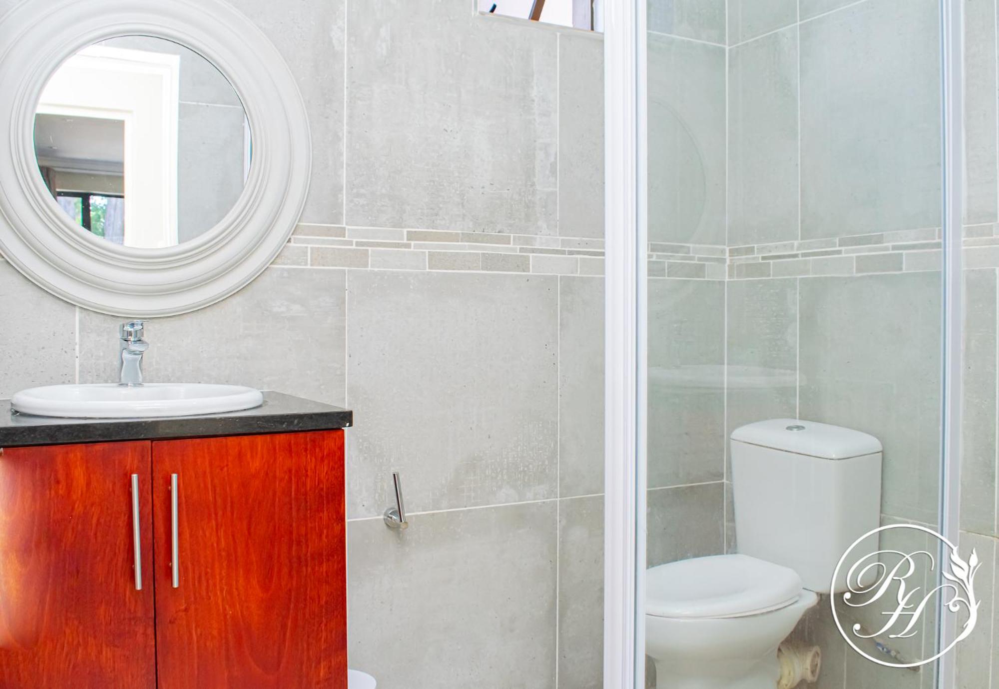 Roseland House Self Catering 30/36