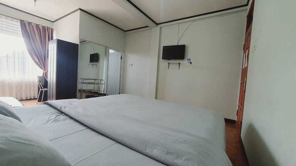 Aries Biru Hotel and Villa 19/49