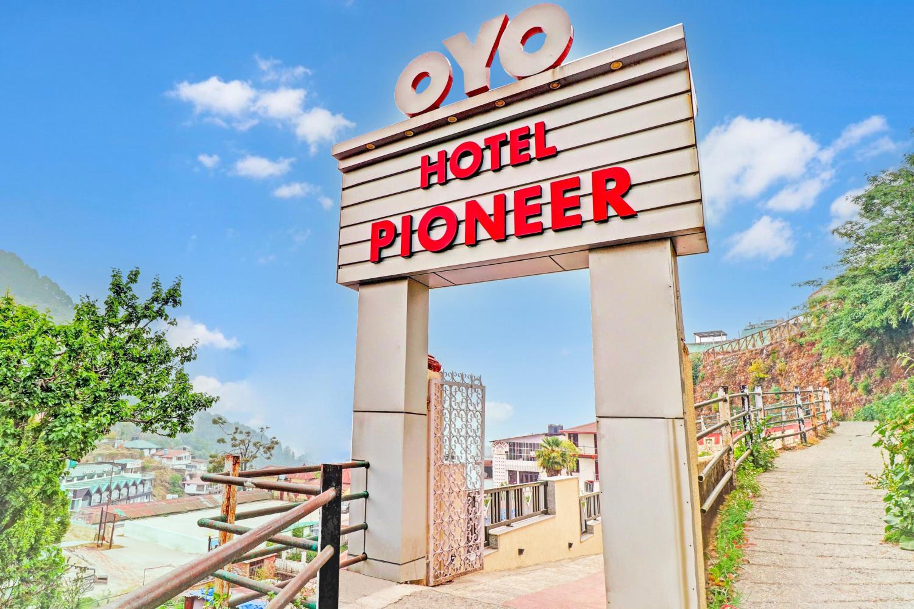 Capital O 3639 Hotel Pioneer 31/33