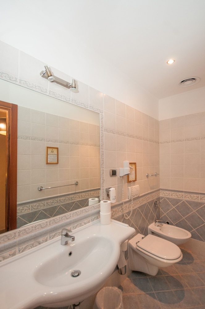 Hotel Les Chambres D Apos Or 45/50