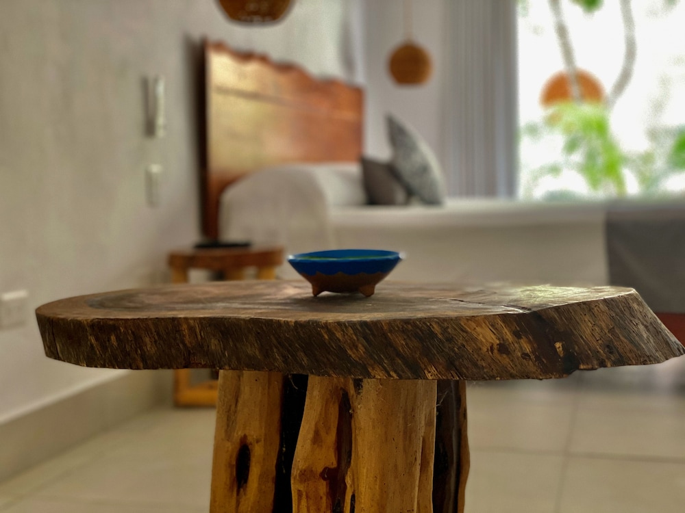 Niik Tulum 11/82