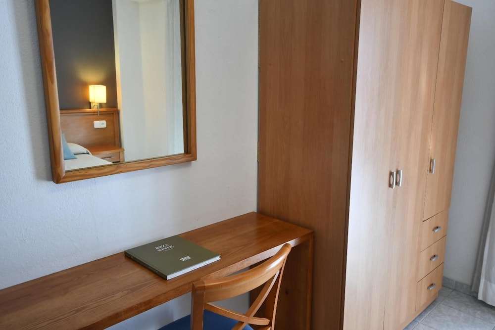 Hostal Mallorca 42/46