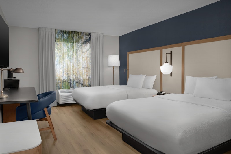 Fairfield Inn Suites Tampa North 3/11