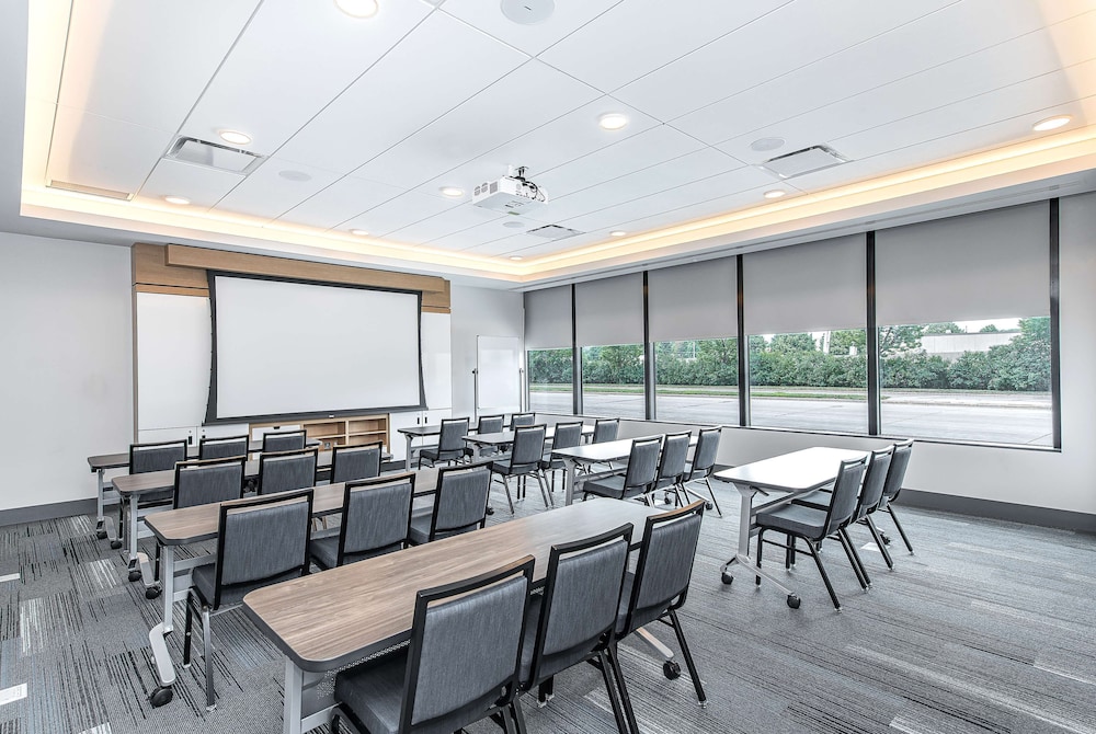 Hyatt House Rochester Mayo Clinic Area 43/50