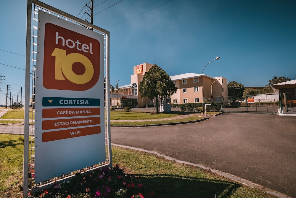 10 Curitiba Hotel 26/30