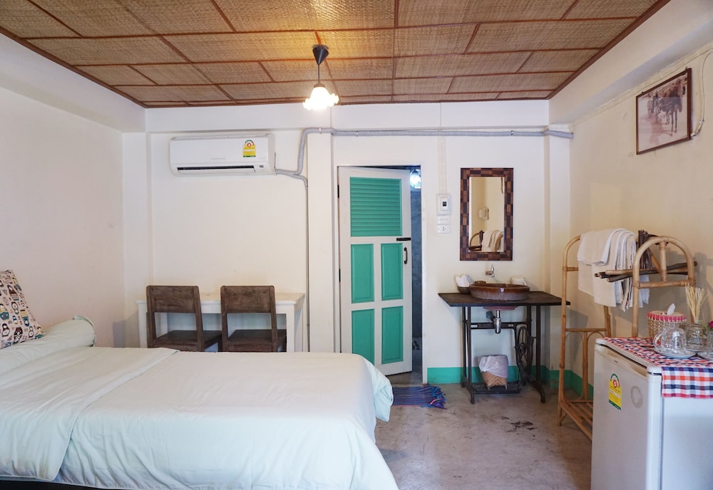 R-Lampang Guest House 11/63