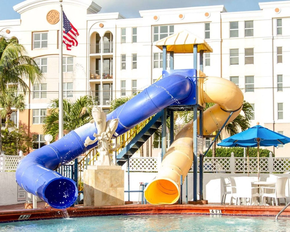 Comfort Inn Oceanside Deerfield Beach 45/46