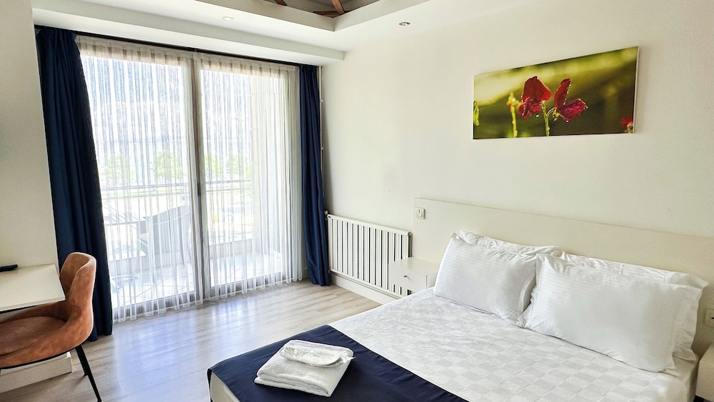 Buyukada Comfort Hotel 9/50