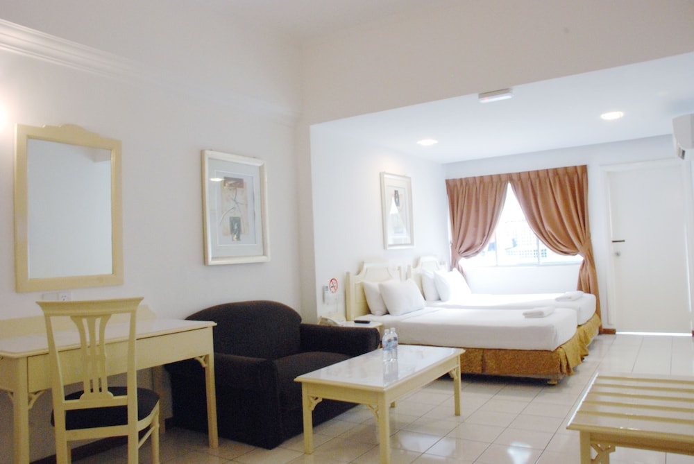 Promenade Service Apartments 30/72