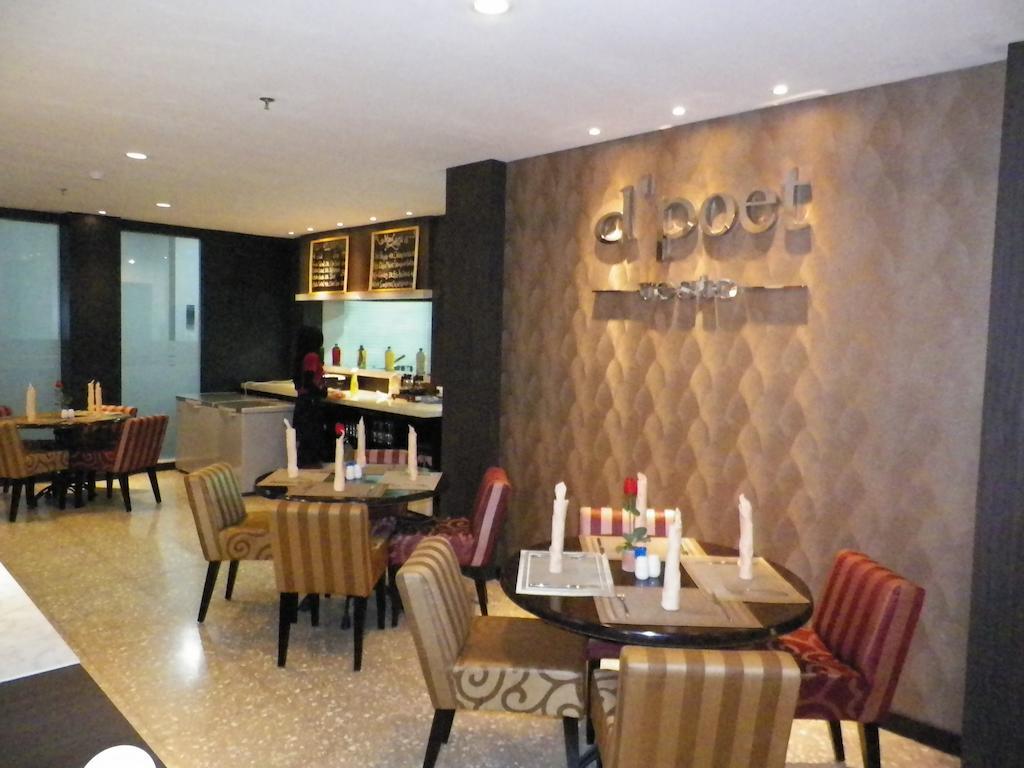 D Best Hotel Bandung Managed By Dafam Hotels 27/31