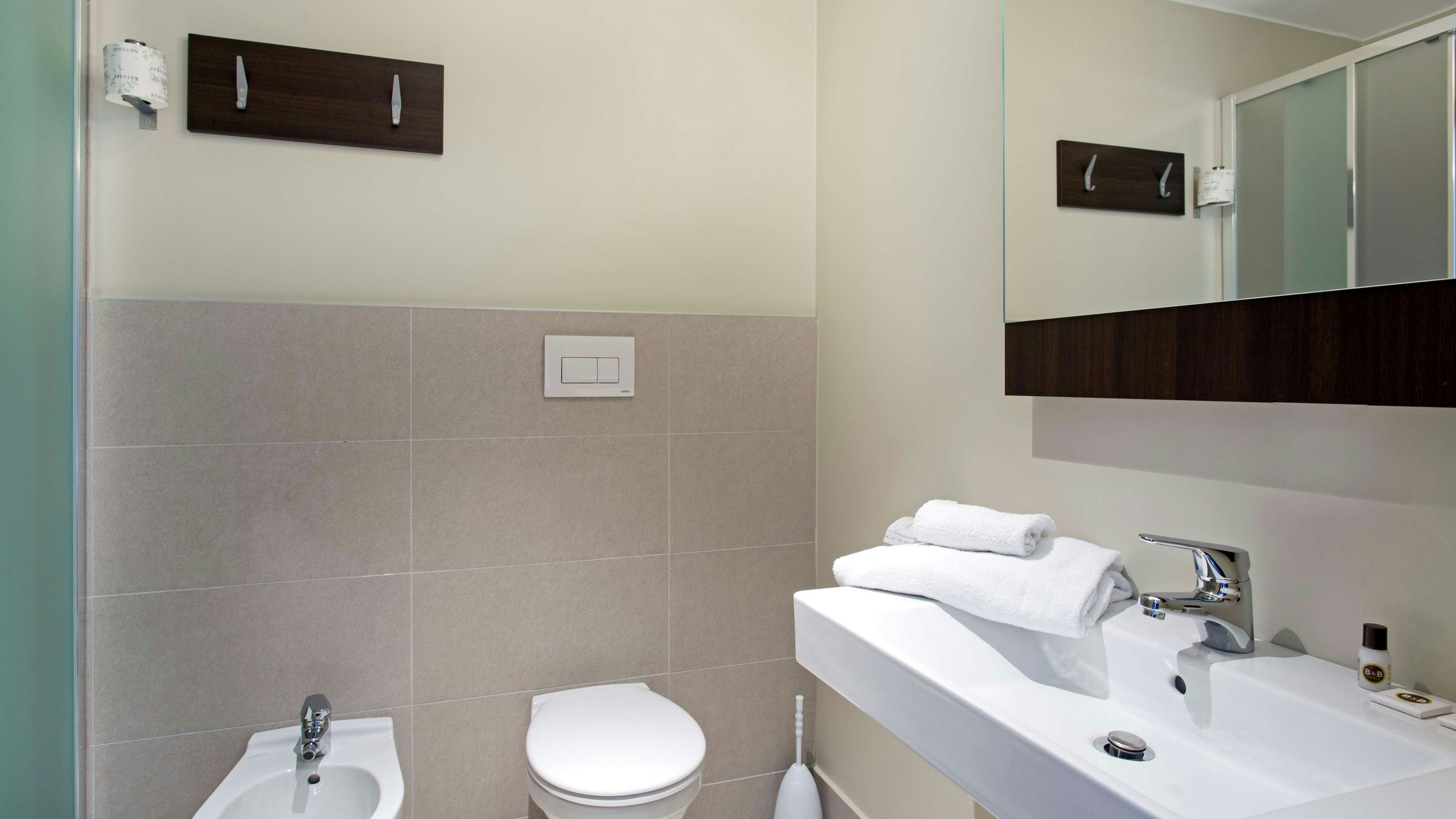 B&B Hotel Milano Sant Ambrogio 24/25