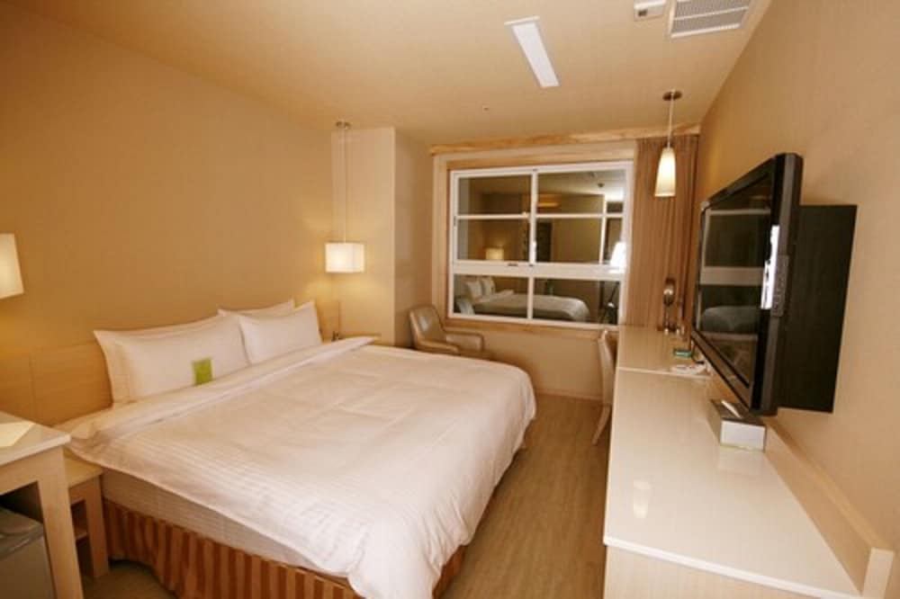 Kindness Hotel Glory Pier 15/59