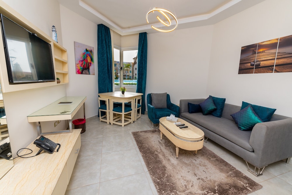 Marom Port Said Resort & Beach 26/57