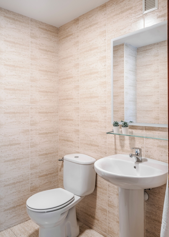 Apartamentos Alday 76/76