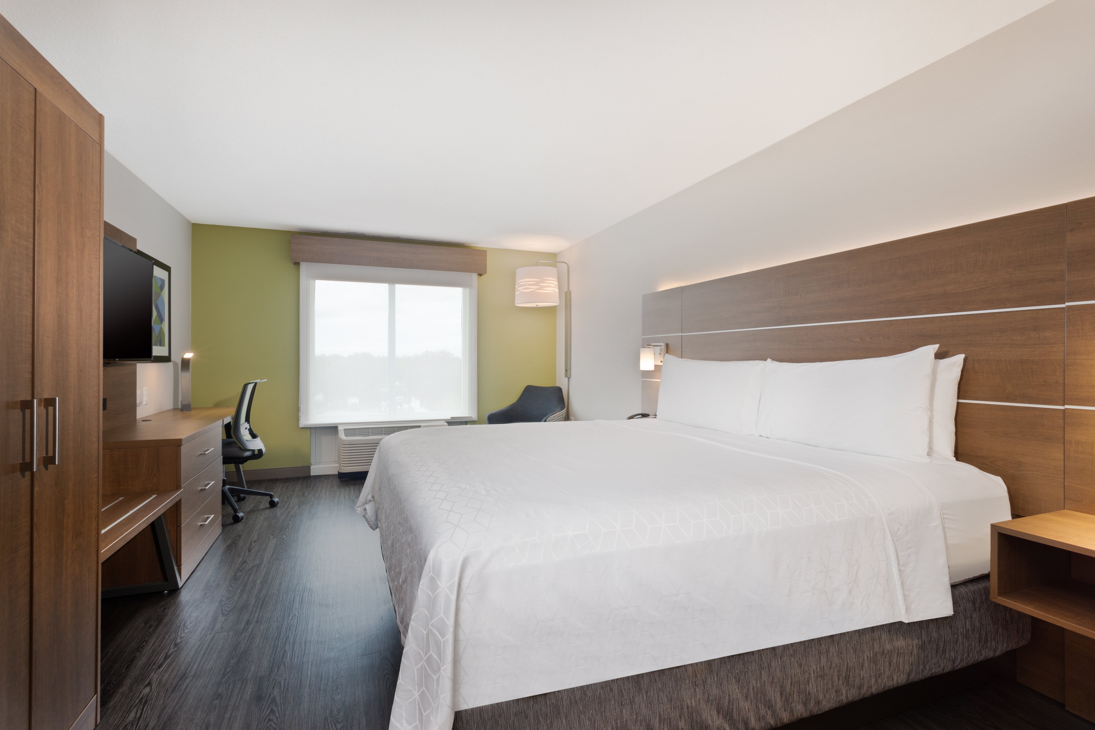 Leisure, 2 Queen Beds