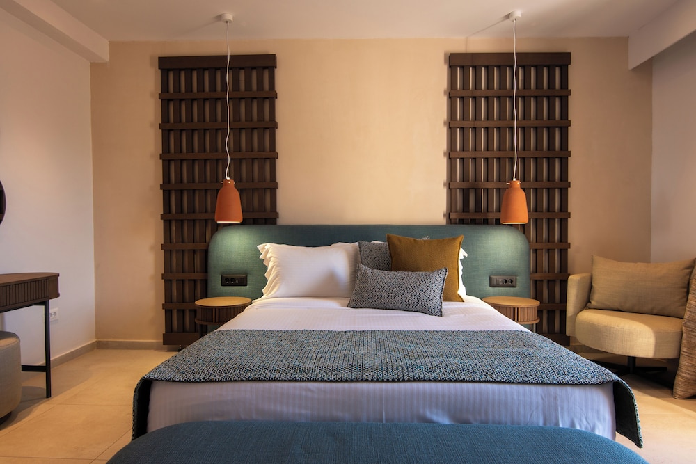 Renovated, Deluxe, Bungalow, Double Bed, Sea View