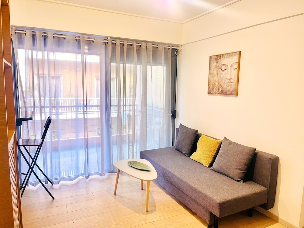 Elvita Apartments 33/50