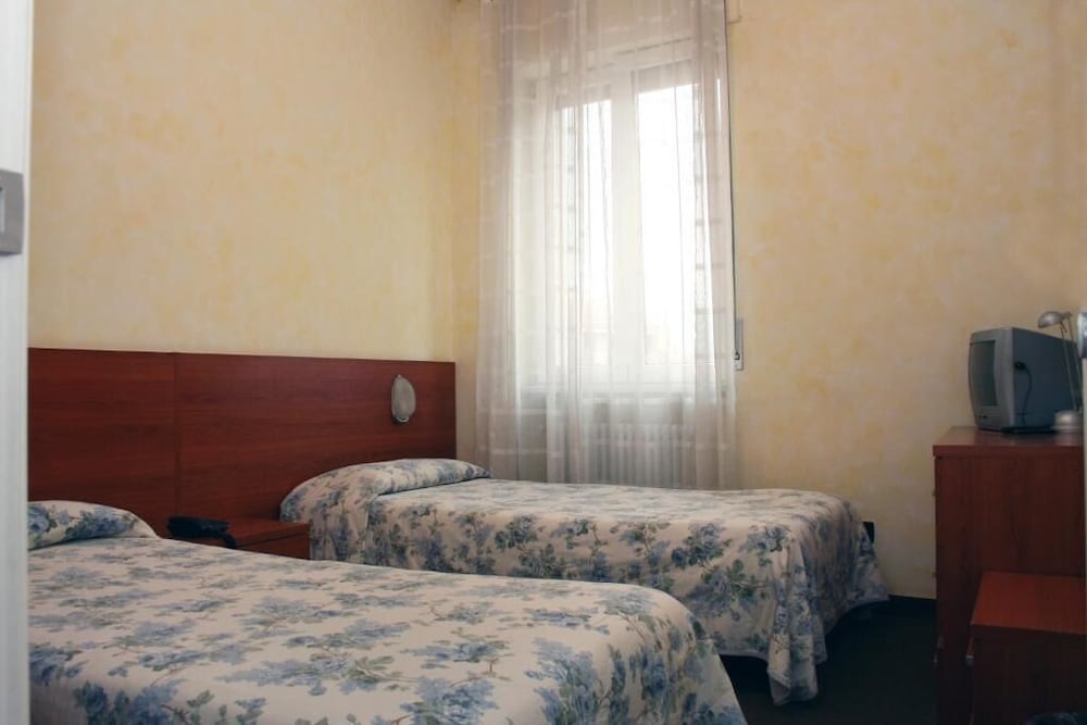 Hotel Engadina 15/25