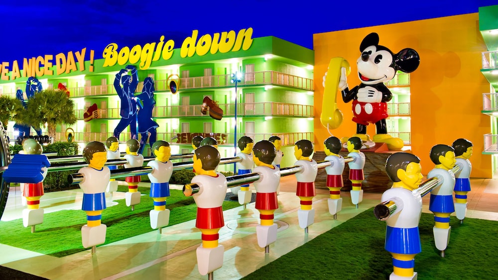 Disneys Pop Century Resort 33/50