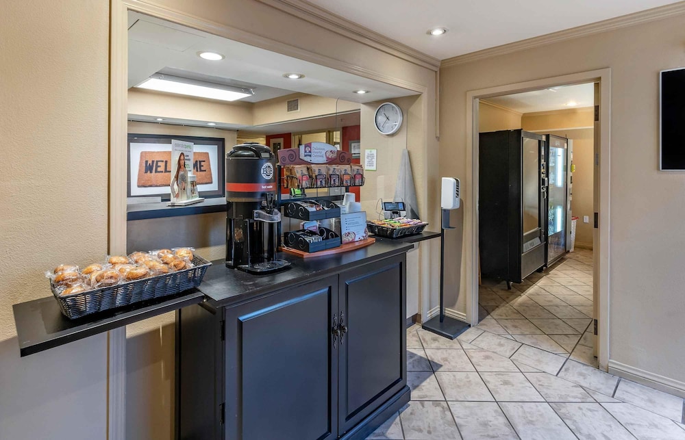 Extended Stay America San Francisco-San Carlos 10/67