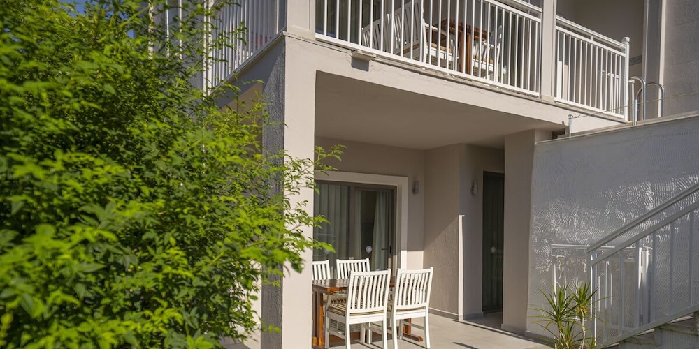 Mozaik Swim Up Hotel and Apartments 3/50