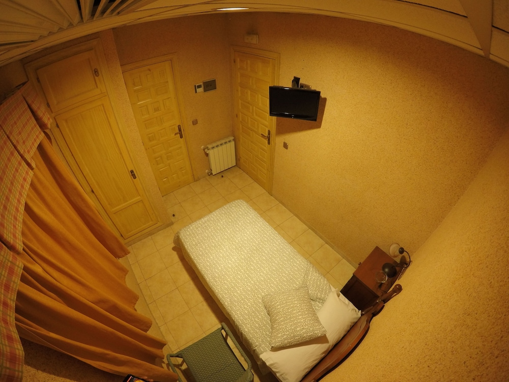 Hostal La Casa de Enfrente 24/41