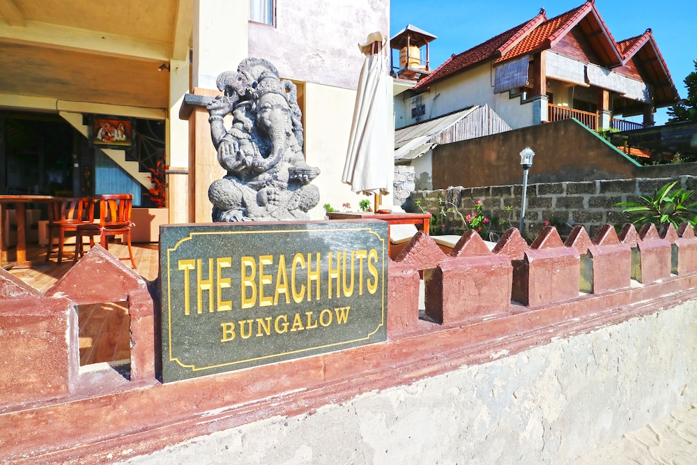 The Beach Huts 3/57
