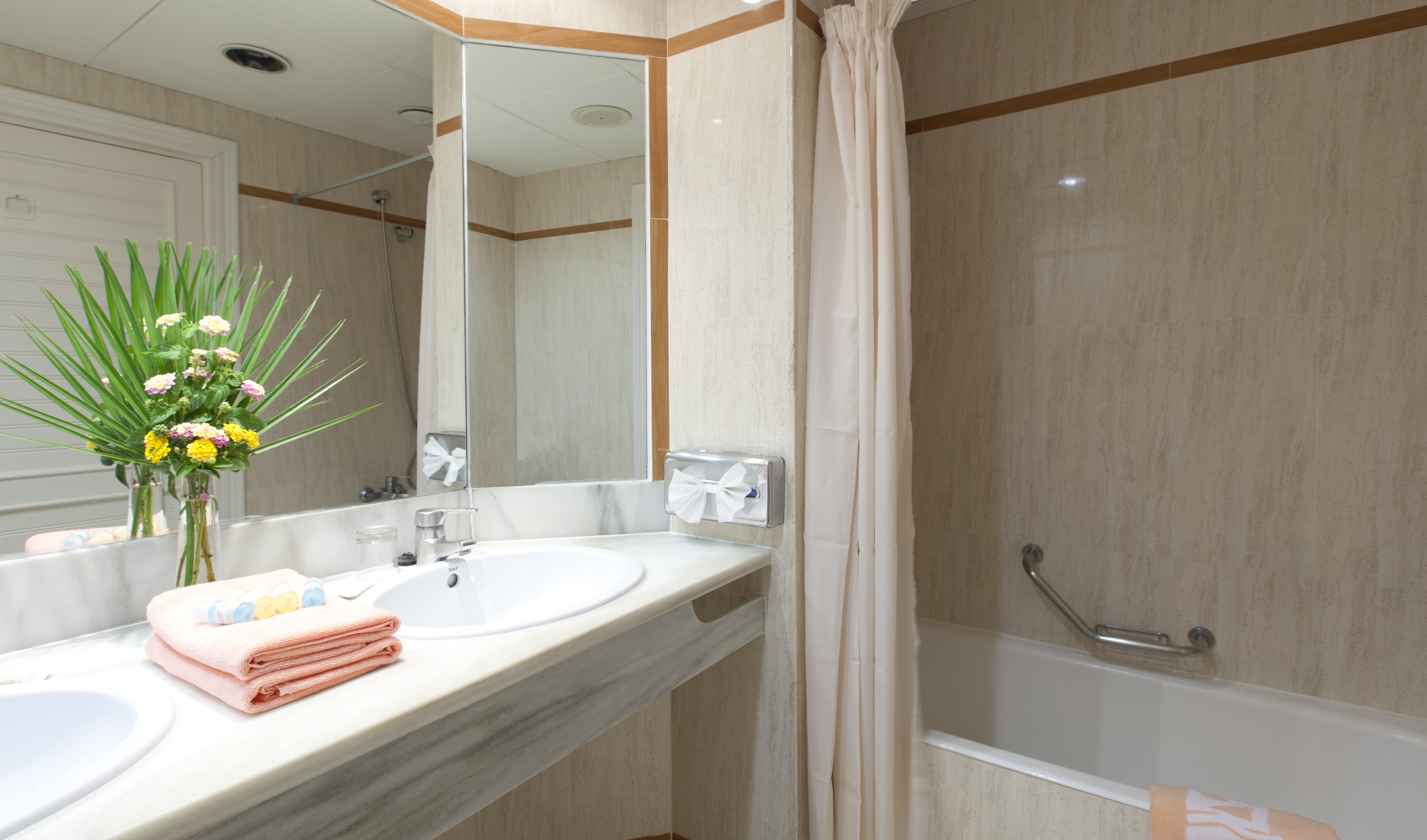 Double Revenue Room