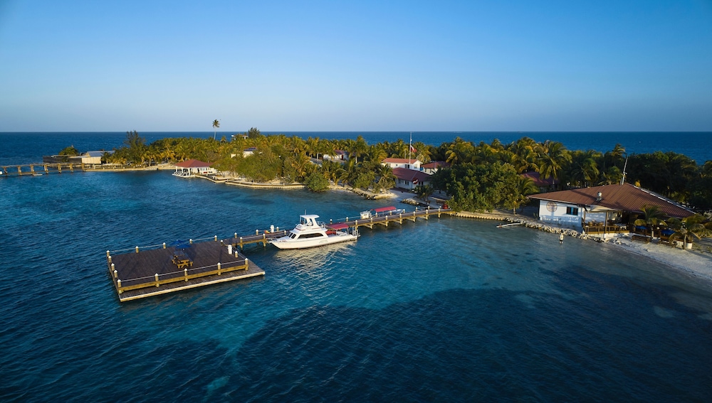 Hatchet Caye Resort 33/50