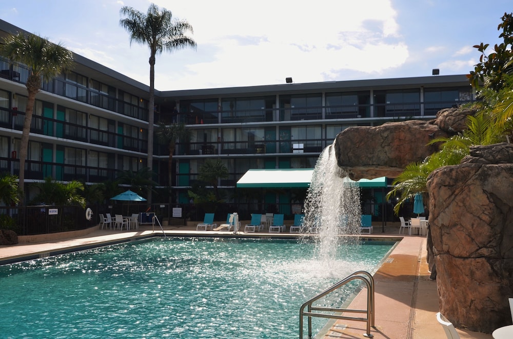 Opal Hotel and Suites in ALTAMONTE SPRINGS - FL