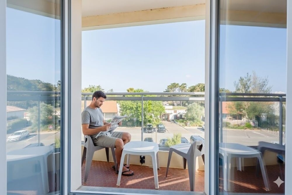 Hotel La Cote Oceane 46/77