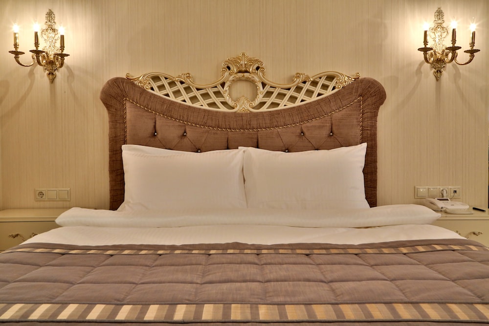 Cassiel Hotel 37/45