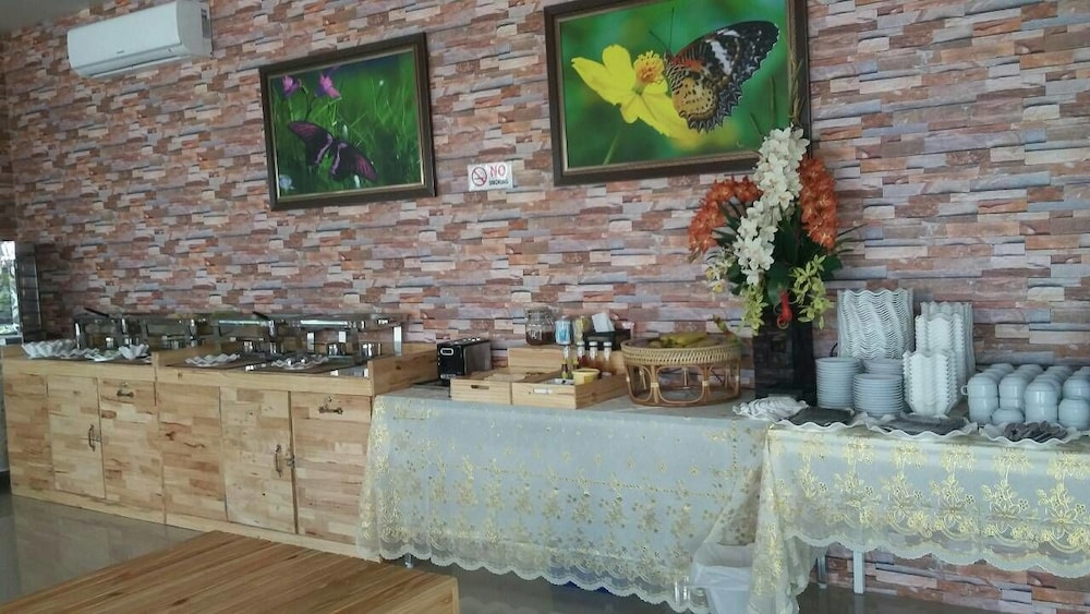 Tawan Anda Garden Hotel 30/45