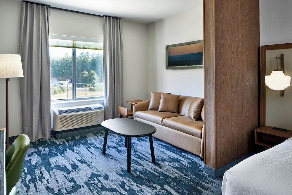 Fairfield By Marriott Inn & Suites Cornelia 12/25