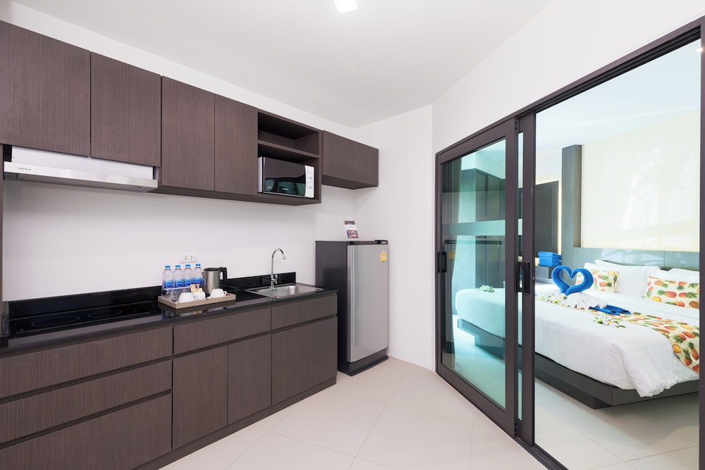Patong Bay Hill Resort 22/70