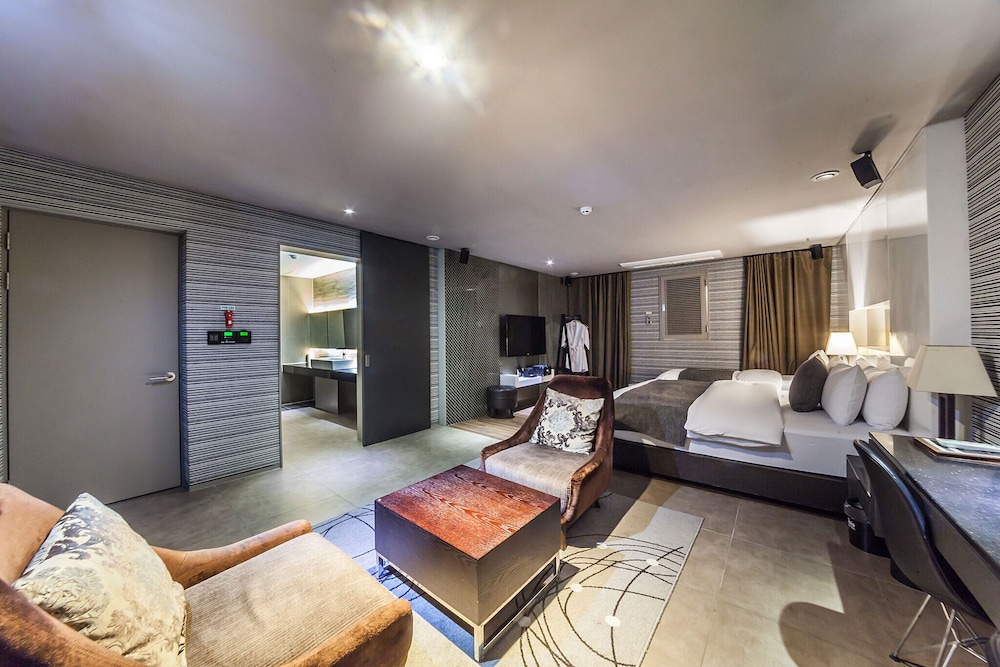 Jbis Hotel 34/46