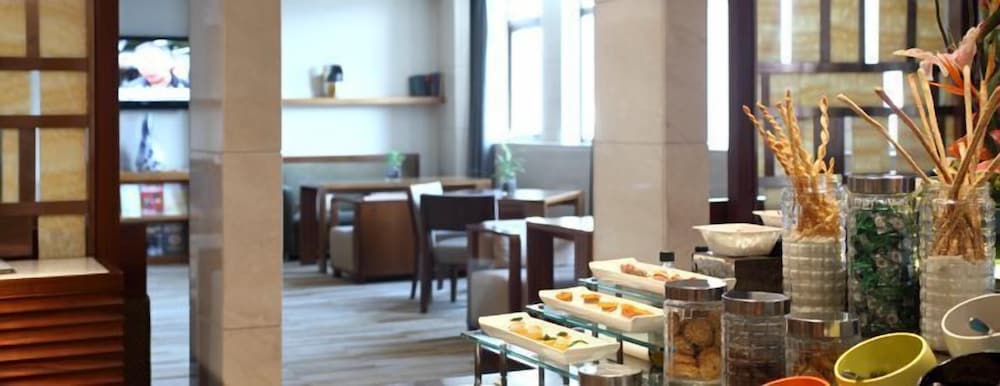 Beijing Minzu Hotel 34/36